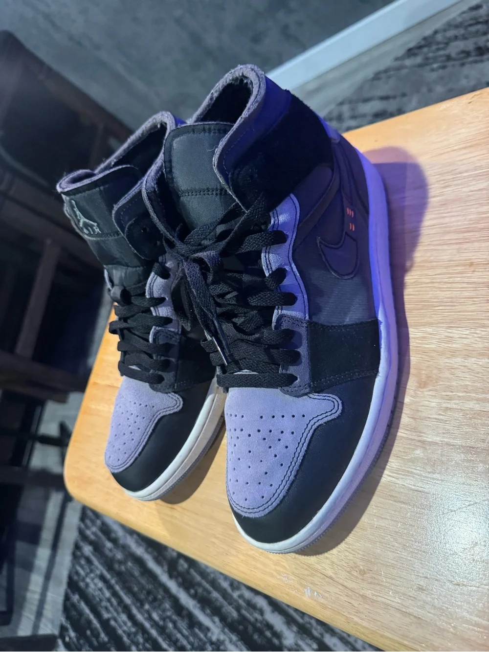 Jordan mid top